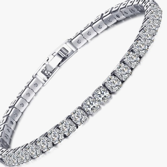5mm 14k white gold plated tennis bracelet high quality CZ stones that sp… - Picture 1 of 3